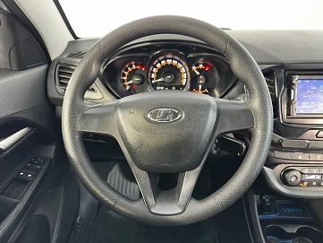 Lada (ВАЗ) Vesta, 2019г, передний привод, механика