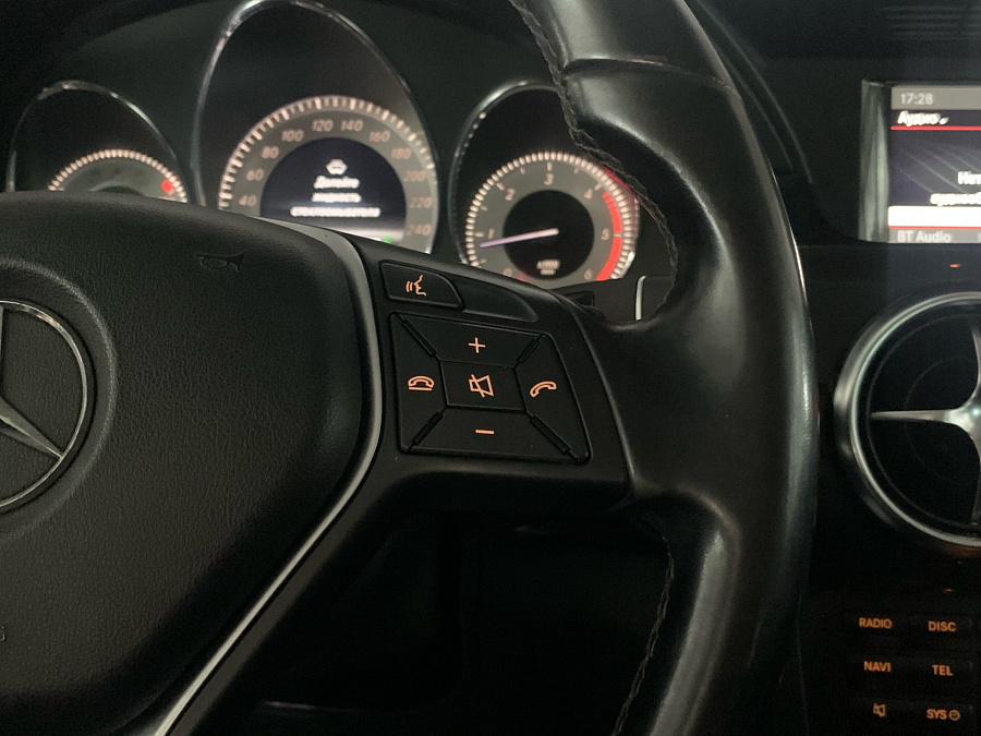 Mercedes-Benz GLK-Класс, 2013г., полный привод, автомат