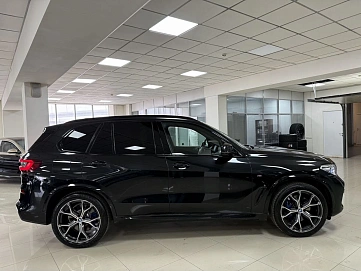 BMW X5, 2021г, полный привод, автомат