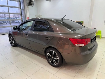Kia Cerato, 2013г, передний привод, механика