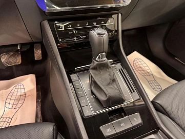 Skoda Superb, 2025г, передний привод, робот