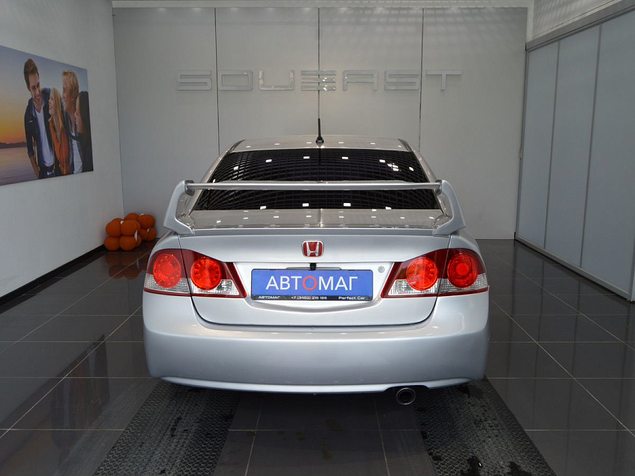 Honda Civic, 2008г., передний привод, вариатор