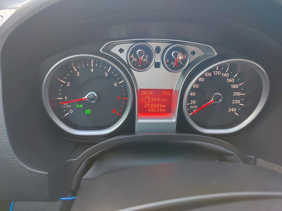 Ford Kuga, 2010г., полный привод, механика