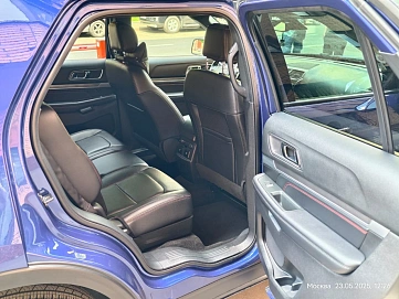 Ford Explorer, 2017г, полный привод, автомат