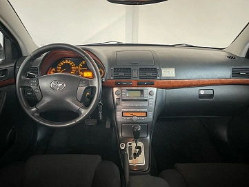 Toyota Avensis, 2007г, передний привод, автомат