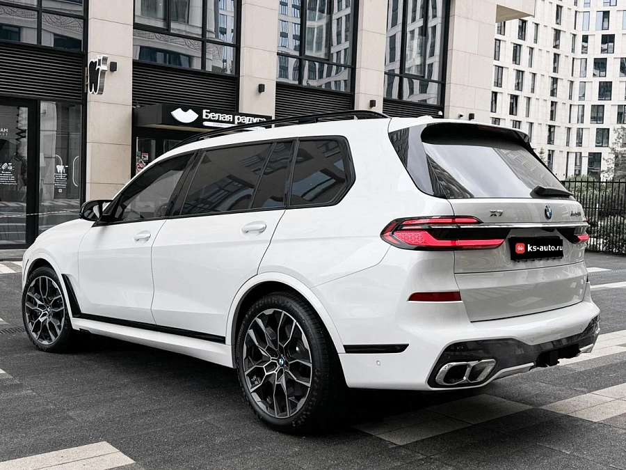 BMW X7, 2025г., полный привод, автомат