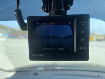 Honda Vezel, 2015г, передний привод, вариатор