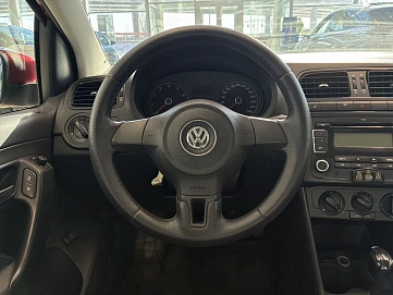 Volkswagen Polo, 2011г, передний привод, автомат