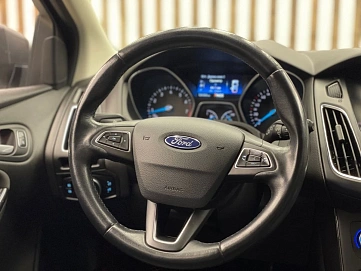 Ford Focus, 2017г, передний привод, робот