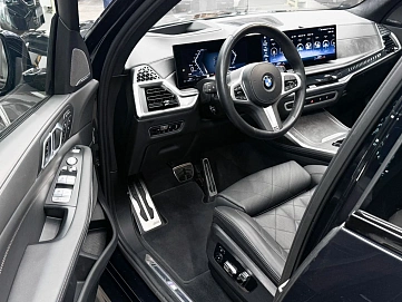 BMW X7, 2022г, полный привод, автомат