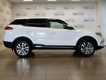 Geely Atlas, 2021г, передний привод, автомат