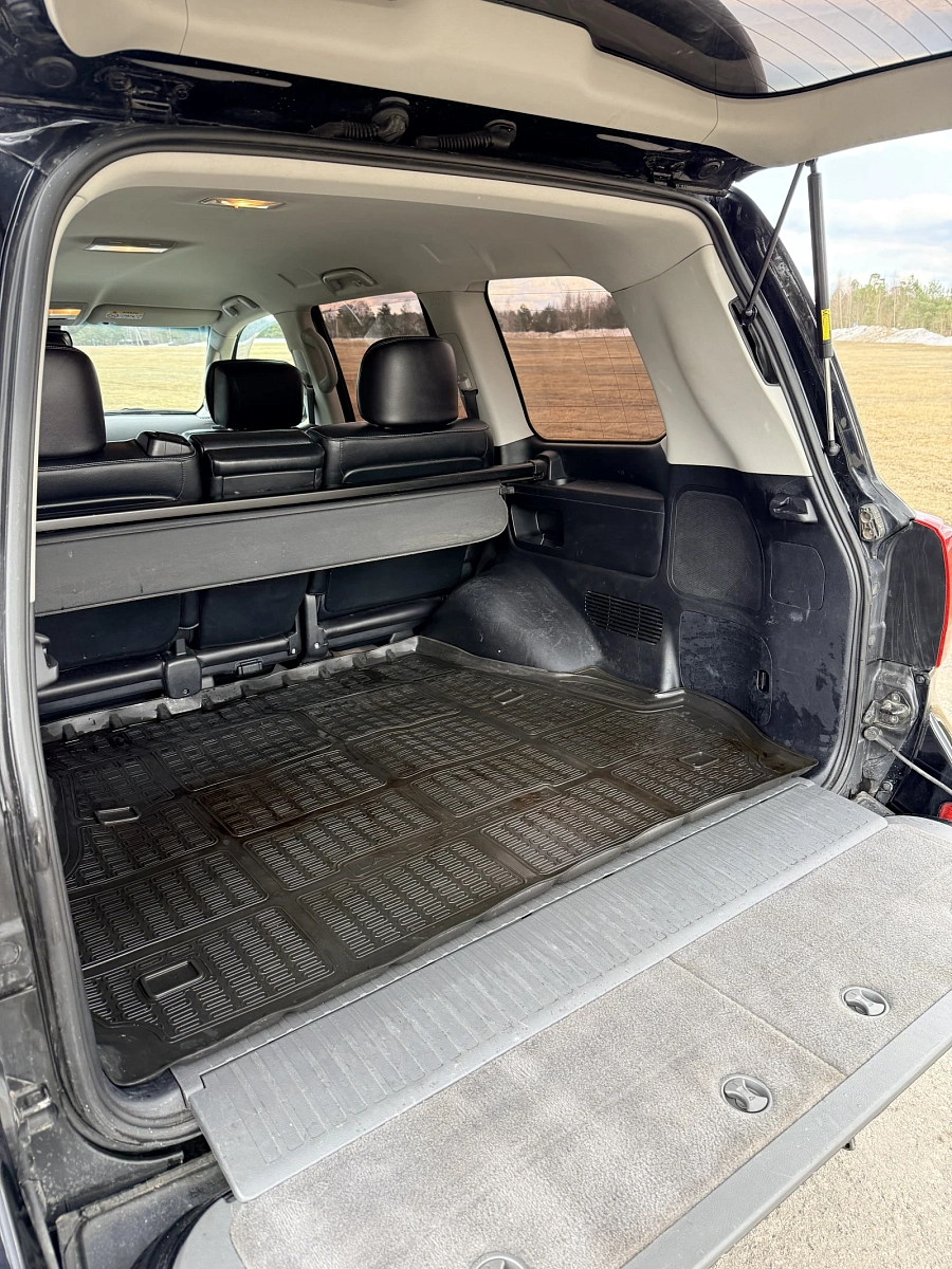 Toyota Land Cruiser, 2014г., полный привод, автомат