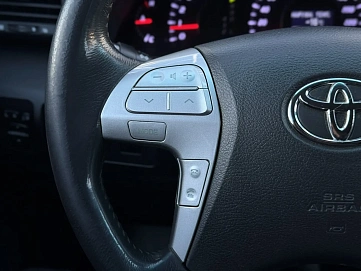 Toyota Camry, 2010г, передний привод, автомат