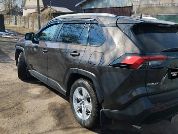 Toyota RAV4, 2019г, передний привод, механика