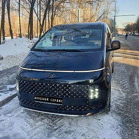 Hyundai Staria, 2021г, передний привод, автомат