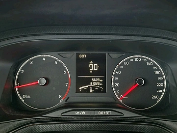 Volkswagen Polo, 2020г, передний привод, механика