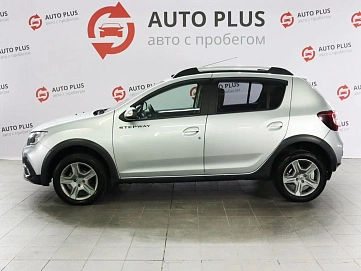 Renault , 2021г., передний привод, автомат