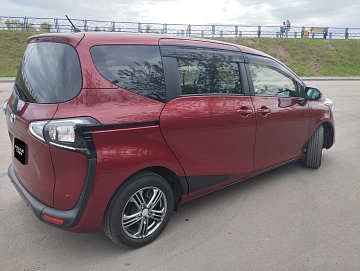 Toyota Sienta, 2019г, передний привод, вариатор