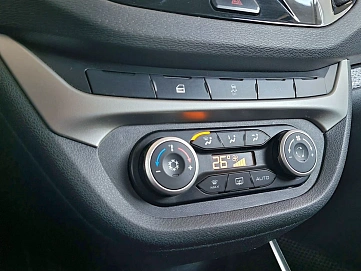 Lada (ВАЗ) , 2017г., передний привод, механика