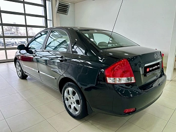 Kia Cerato, 2007г, передний привод, механика
