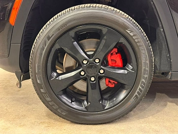 Jeep Grand Cherokee, 2021г, задний привод, автомат