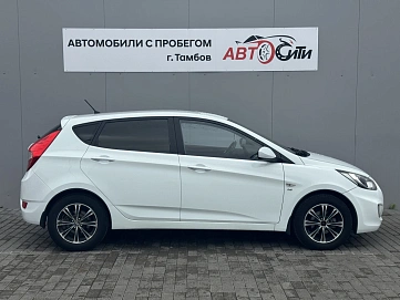 Hyundai Solaris, 2011г, передний привод, механика