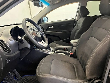 Kia Sportage, 2012г, передний привод, механика