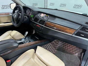 BMW X5, 2011г, передний привод, автомат