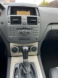 Mercedes-Benz C-Класс, 2010г, задний привод, автомат