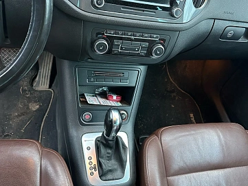 Volkswagen Tiguan, 2014г, полный привод, автомат