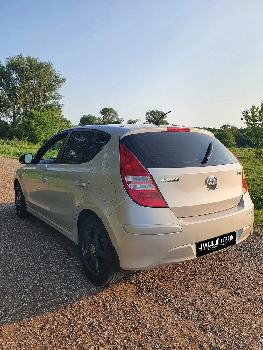 Hyundai i30, 2011г., передний привод, механика