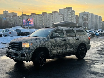 Toyota Sequoia, 2010г, полный привод, автомат