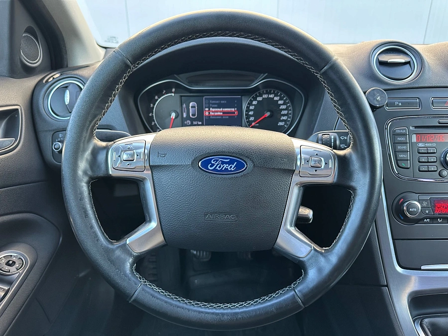 Ford Mondeo, 2012г., передний привод, механика