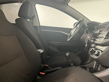 Lada (ВАЗ) Vesta, 2016г, передний привод, механика