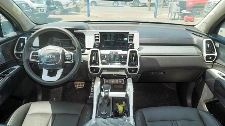 Kia Sorento, 2022г, передний привод, автомат