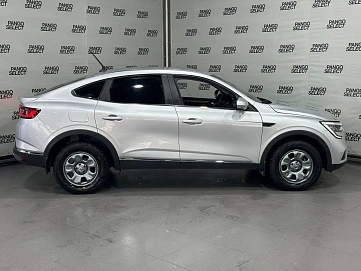 Renault Arkana, 2019г, передний привод, автомат
