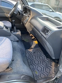 Toyota HiAce, 2004г, задний привод, механика