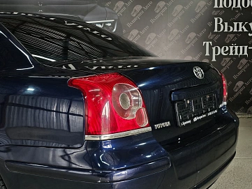 Toyota Avensis, 2007г, передний привод, автомат