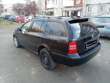 Skoda Octavia, 2008г, передний привод, механика