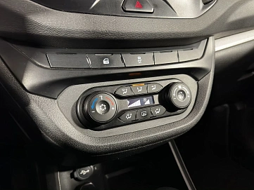 Lada (ВАЗ) Vesta, 2016г, передний привод, механика