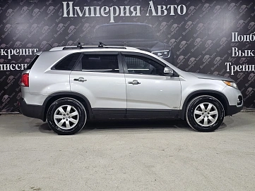 Kia Sorento, 2011г, полный привод, автомат