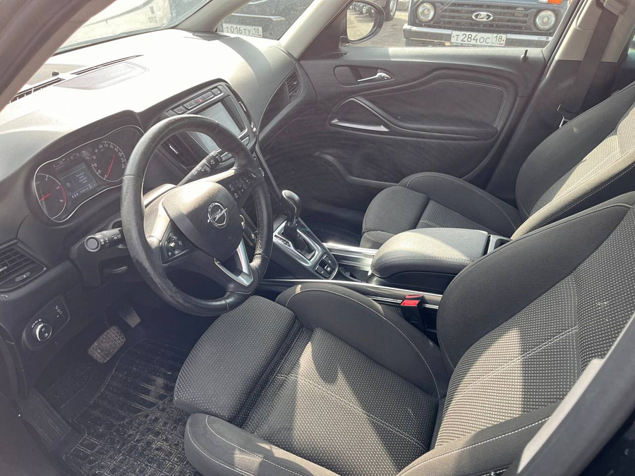 Opel Zafira, 2018г., передний привод, автомат