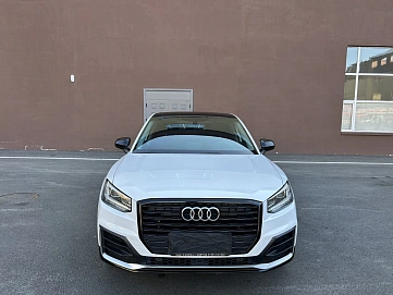 Audi Q2, 2021г, передний привод, робот