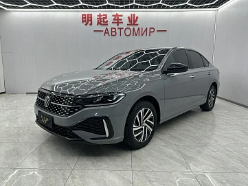 Volkswagen Lavida, 2022г, передний привод, робот