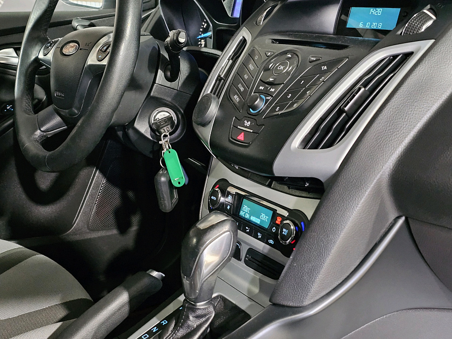 Ford Focus, 2013г., передний привод, робот