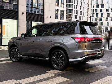 Infiniti QX80, 2025г, полный привод, автомат