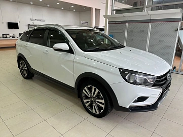 Lada (ВАЗ) , 2021г., передний привод, механика