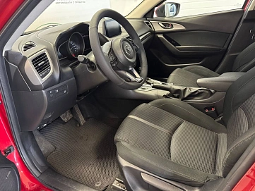 Mazda 3, 2018г, передний привод, автомат