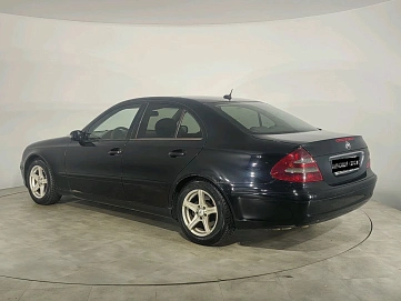 Mercedes-Benz E-Класс, 2005г, задний привод, автомат