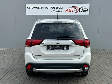 Mitsubishi Outlander, 2015г, полный привод, вариатор